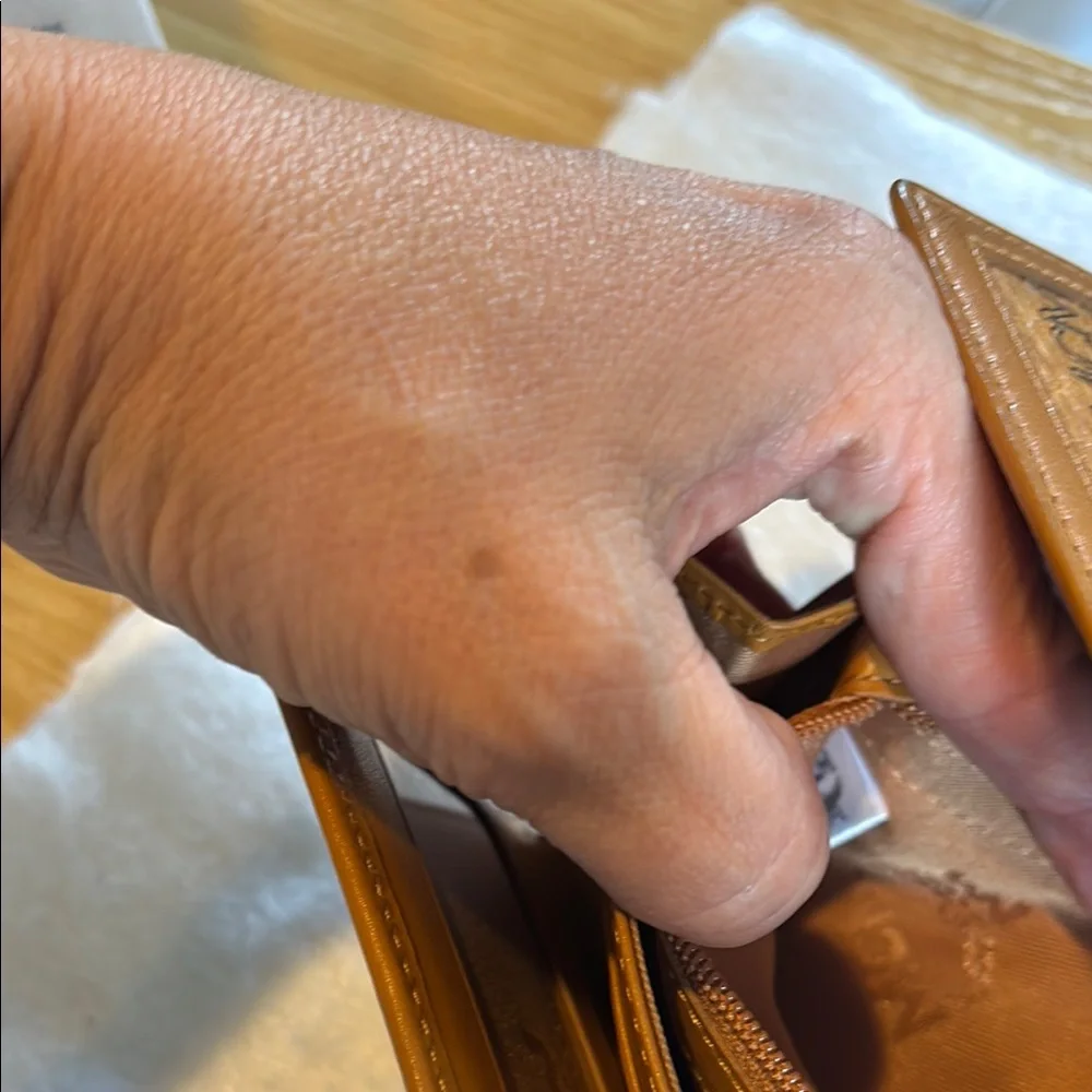 MCM limited edition Brown and Green Logo Wallet - Picture 9 of 16